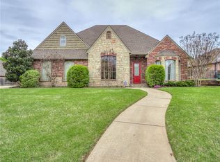 2709 Harness Creek Ct, Edmond, OK 73034