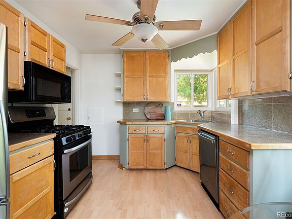 4th image of 518 Magnolia Street