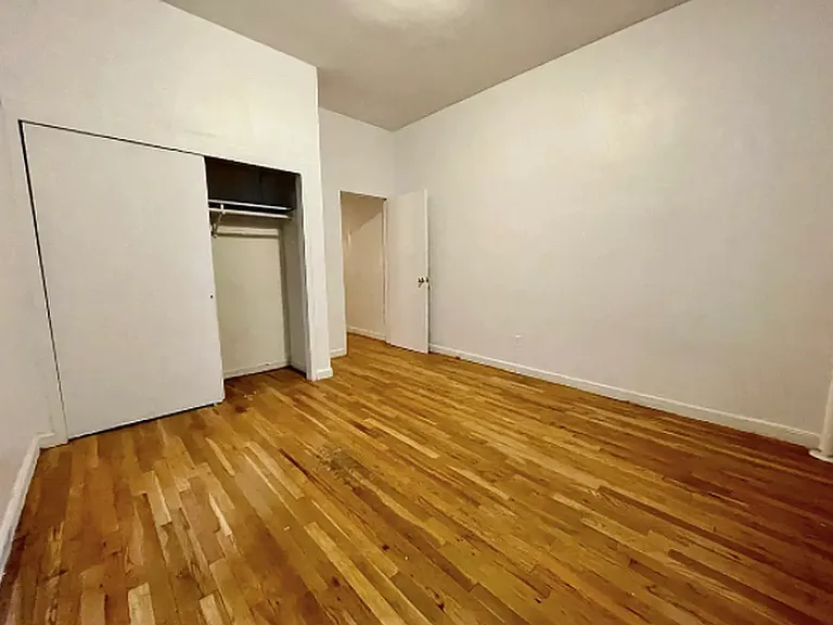 202 W 82nd St #2A — Photo 5