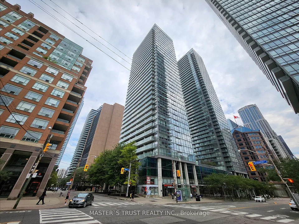 37 Grosvenor St #410