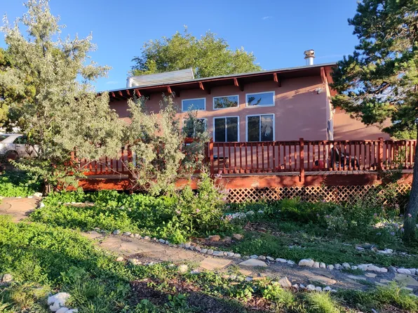 64 Pinon Heights Rd, Sandia Park, NM 87047