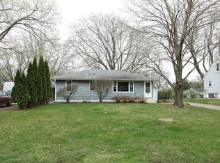 70 McClelland St N, Maplewood, MN 55119