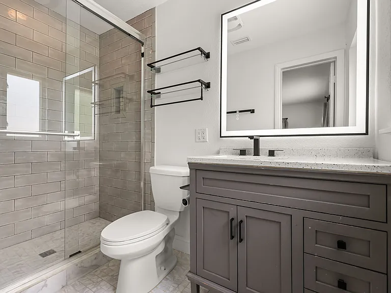 1440 Bonnie Burn Cir — Photo 18
