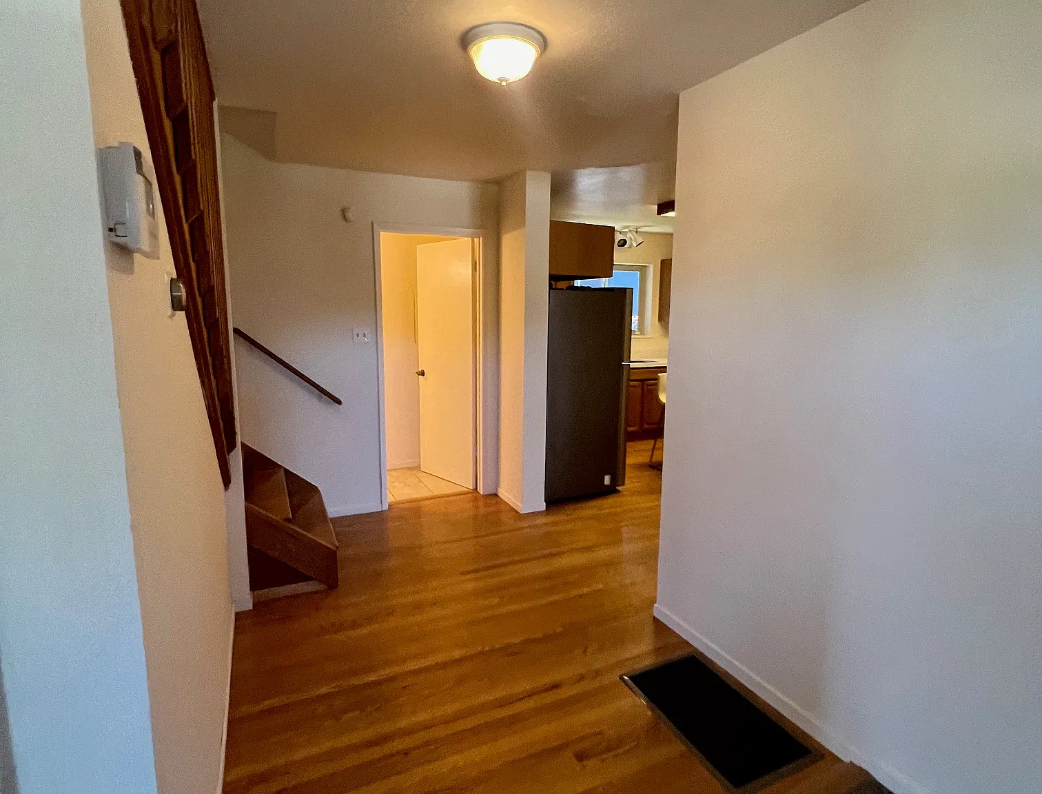 4 bed, 2.5 bath, 1750 sqft, $4,299 — Photo 3