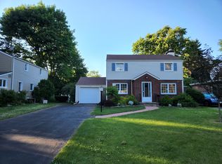 1136 Elmwood Ave, Rochester, NY 14620