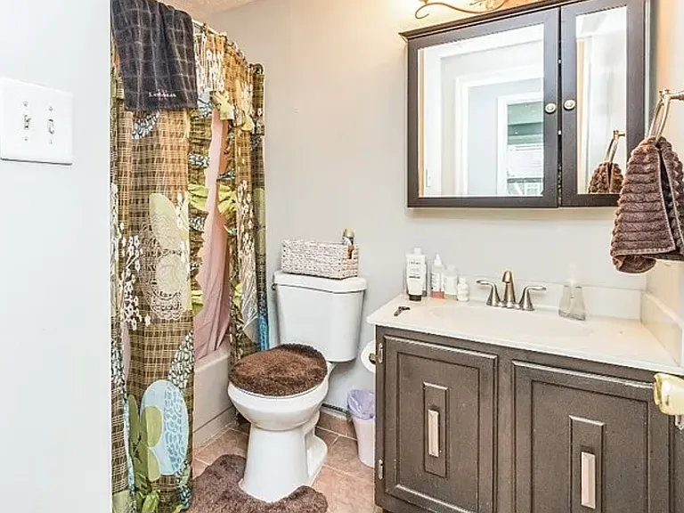 15337 Edgehill Dr — Photo 12