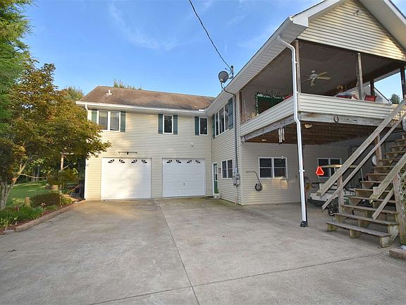 3rd image of 162 Tillett Hill Ln