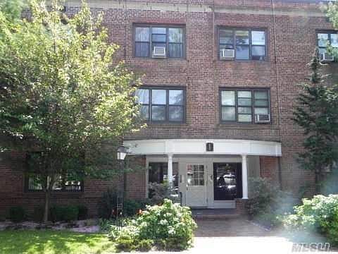 1st image of 1 Town House Pl APT 2L