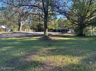 3350 Suncrest Dr, Jackson, MS 39212