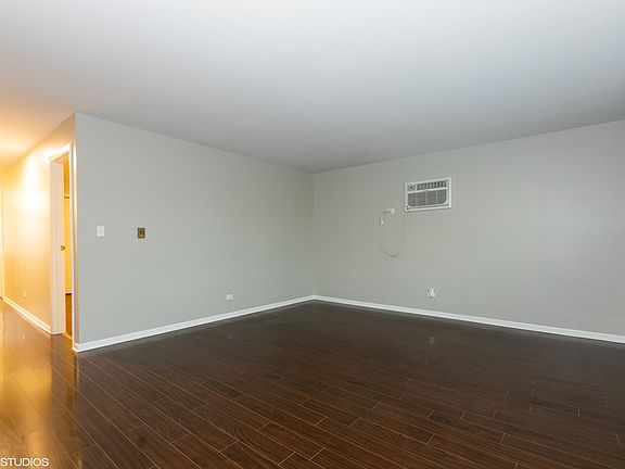 4th image of 10405 Sheffield Dr APT 2S