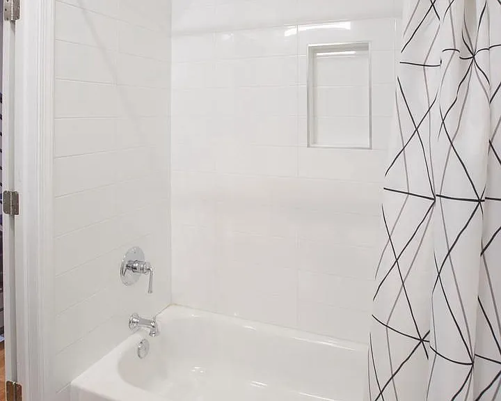 1320 S Bancroft St — Photo 14