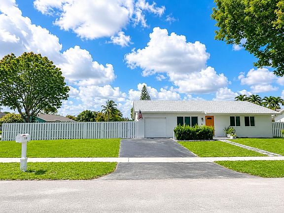 2nd image of 11100 NW 25th Court