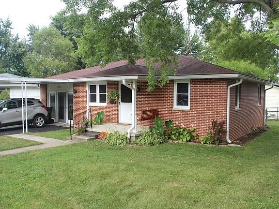 2nd image of 221 S Mann Ave