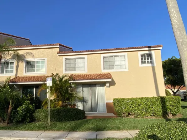 117 Yacht Club Way #111, Hypoluxo, FL 33462