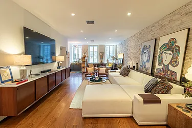 17 Murray Street, #4