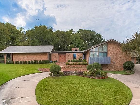 2nd image of 4321 Woodwick Ct