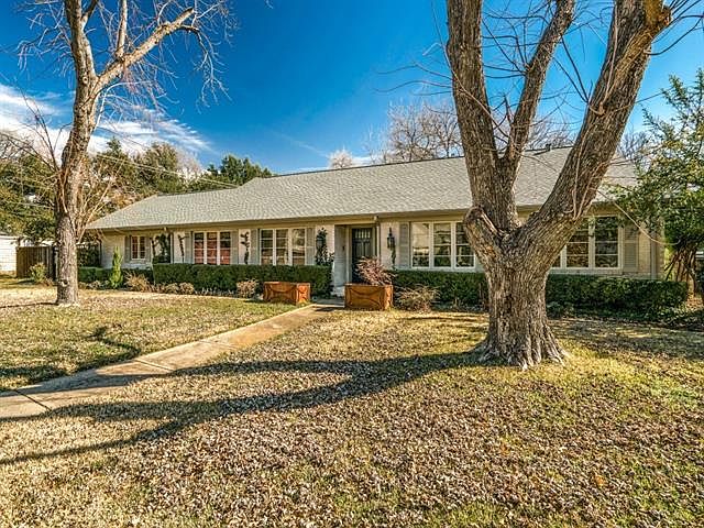 11342 Crestline Ave, Dallas, TX 75229 | Zillow