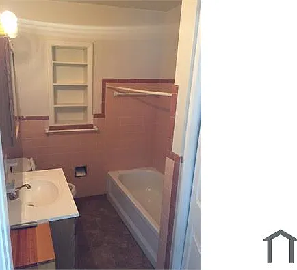 5551 Kelly Dr N — Photo 6