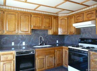 20550 Sherman Way, Winnetka, CA 91306