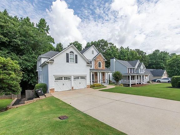 3rd image of 95 Valleyside Dr