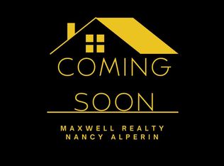 908 Greenwich St, Philadelphia, PA 19147
