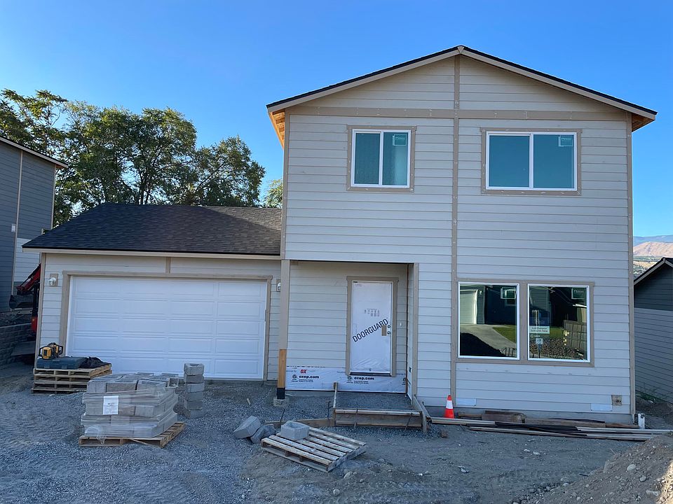 1st image of 2398 Sage Brk