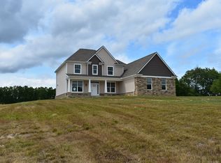 9920 White Tail Dr, Saline, MI