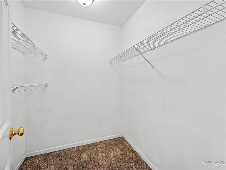 1058 E Danbury Dr — Photo 23