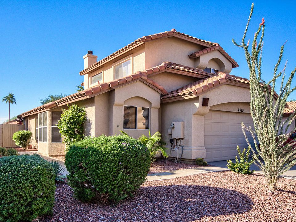 1st image of 2915 E Muirwood Dr