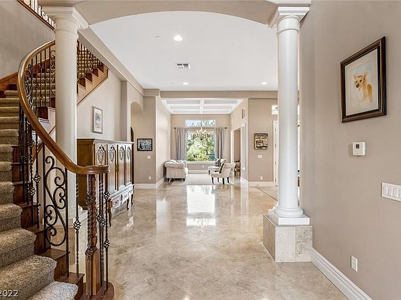 5th image of 2582 Mirabella St