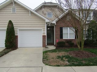 111 Nostalgia Ln, Zebulon, NC 27597