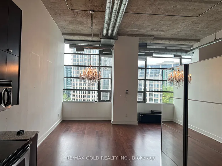 637 Lake Shore Blvd W #513 — Photo 6