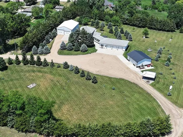 408 E Elm St, Bloomfield, NE 68718