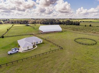 23388 NW 27th St, Morriston, FL 32668