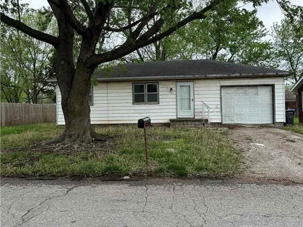 606 Wilkes Dr, Warrensburg, MO 64093