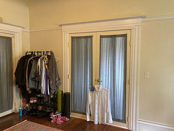 5th image of 1808 Fairview St