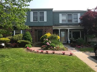 142 Marion St, Sayville, NY 11782