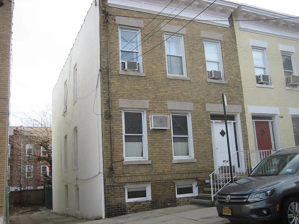 1st image of 2541 14th Pl
