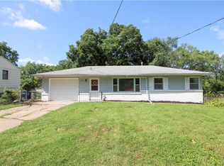 7702 SW 10th Pl, Des Moines, IA 50315