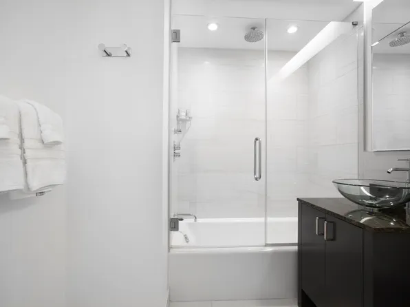 160 Central Park South image 5 of 8