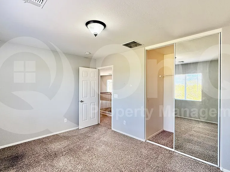 10464 N 116th Ln — Photo 13
