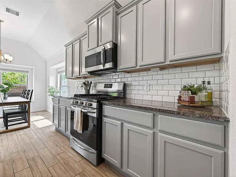 19115 Falkenstein Castle Way — Photo 14