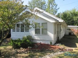 4029 Franklin Dr, Sylvania, OH 43560