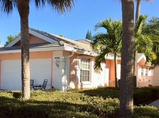 4104 Old Oak Dr, Palm Beach Gardens, FL 33410
