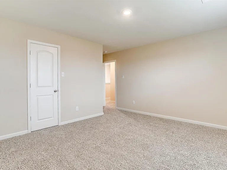 1025 McDonald Dr — Photo 22