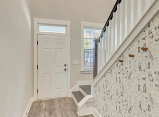 3988 Hillyard St, North Charleston, SC 29405