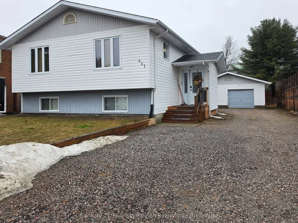 441 Mageau St, West Nipissing, ON P2B 3G5