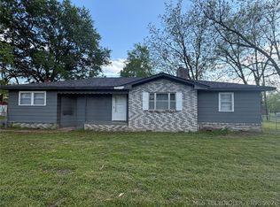 700 Arapahoe Ave, Hartshorne, OK 74547