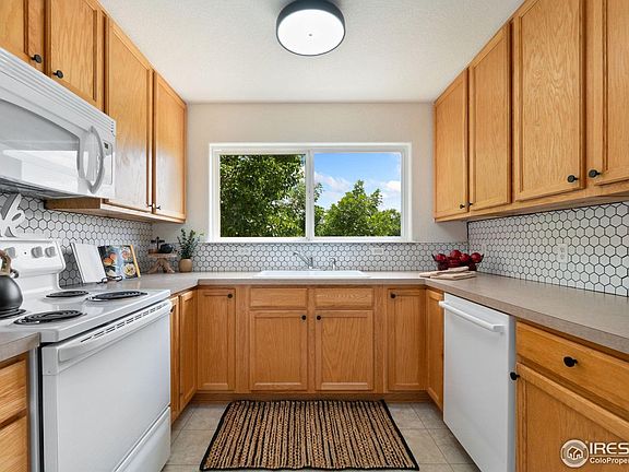 5th image of 3350 Boulder Cir #201