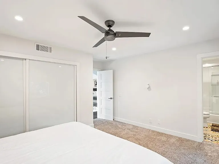 820 Foothill Ln — Photo 21